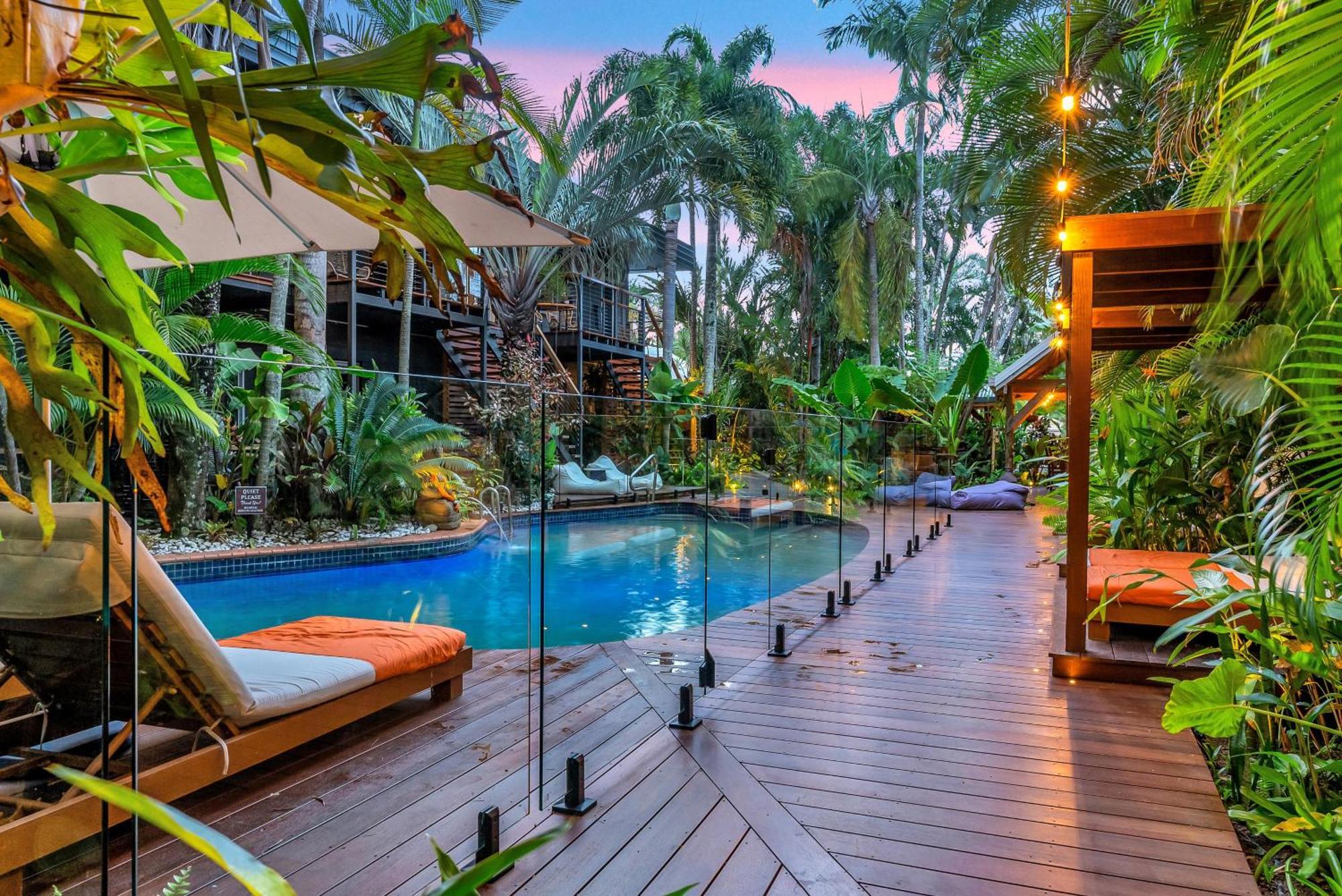 The Palms At Palm Cove Aparthotel Kültér fotó
